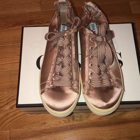Brand New Steve Madden Pink Sneakers - Picture 5 of 5